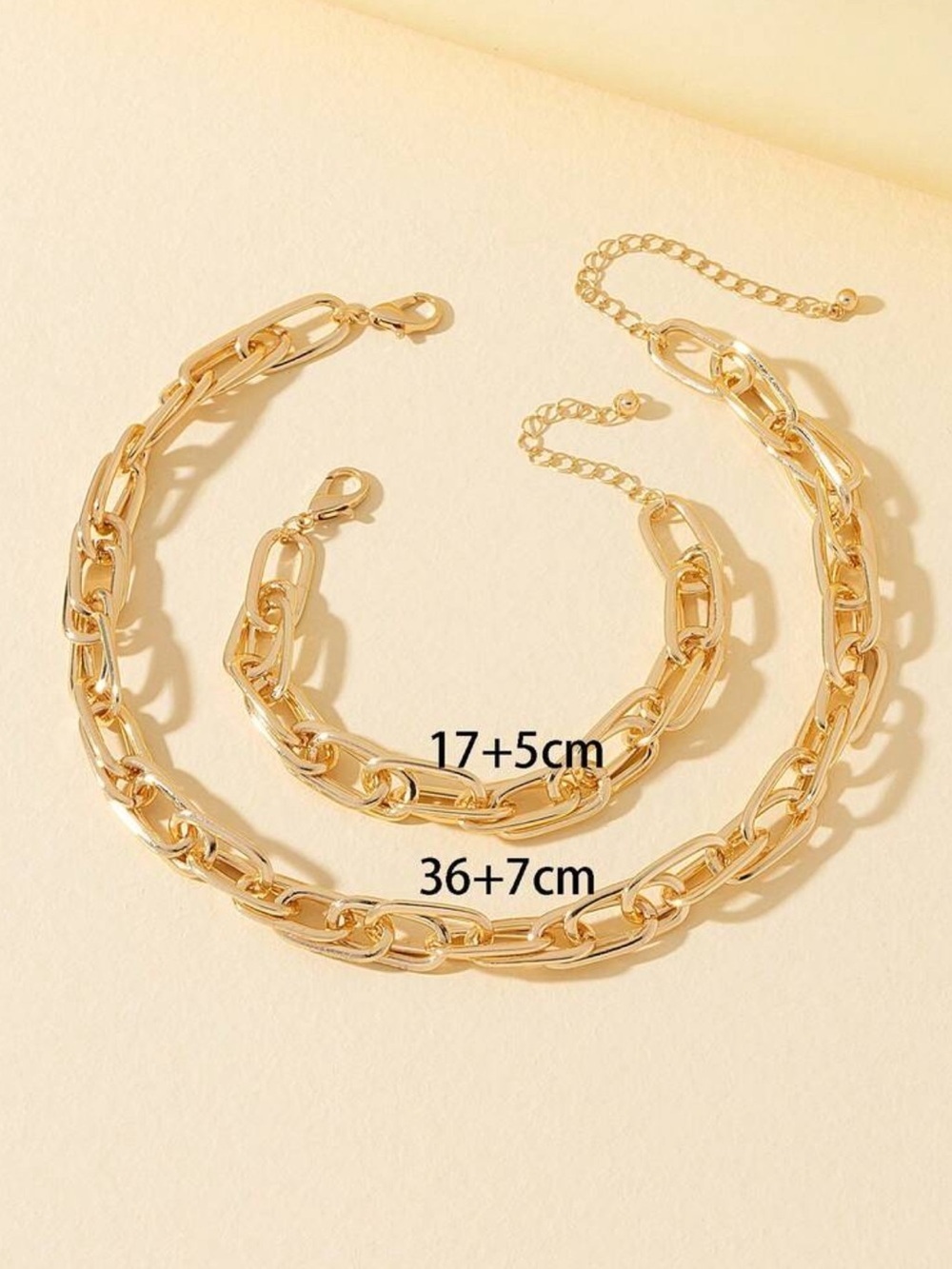 Elegant Gold Chunky Link Necklace and Bracelet Set - Picture 4 of 4